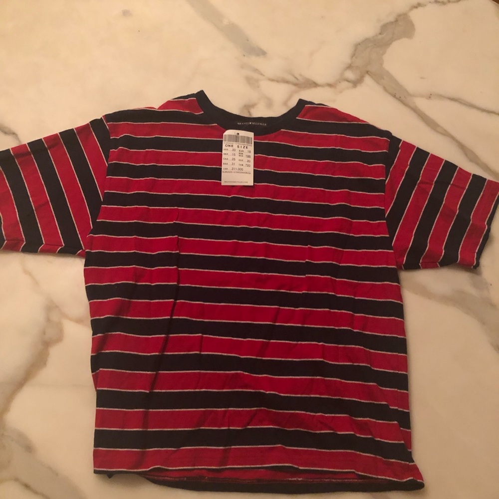 Brandy Melville short sleeve